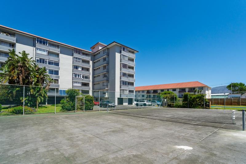 2 Bedroom Property for Sale in Plumstead Western Cape